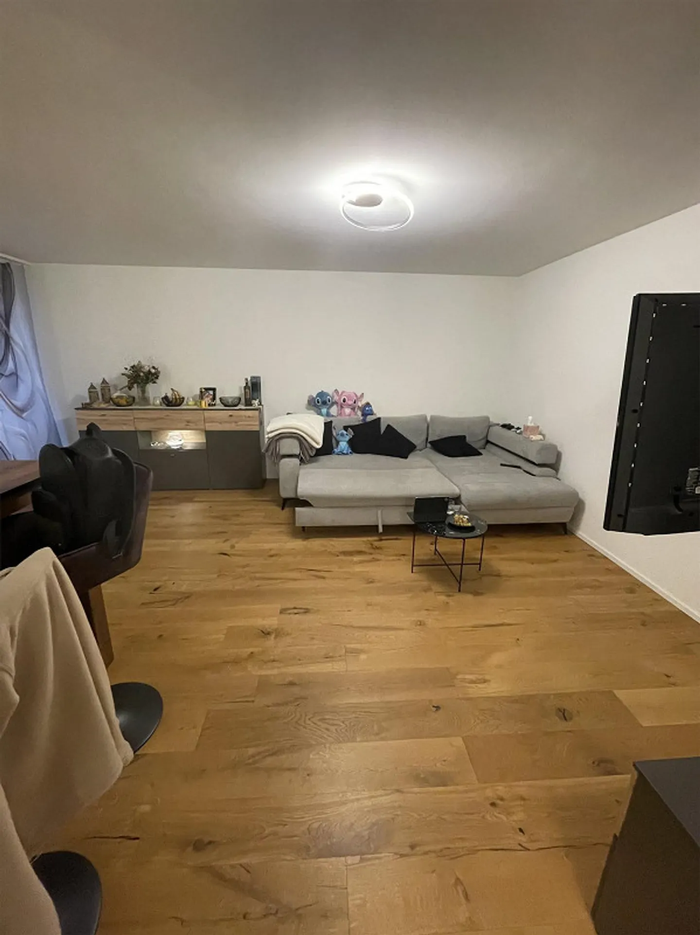 Modernes Apartment mit Balkon - Foto 3 von 11