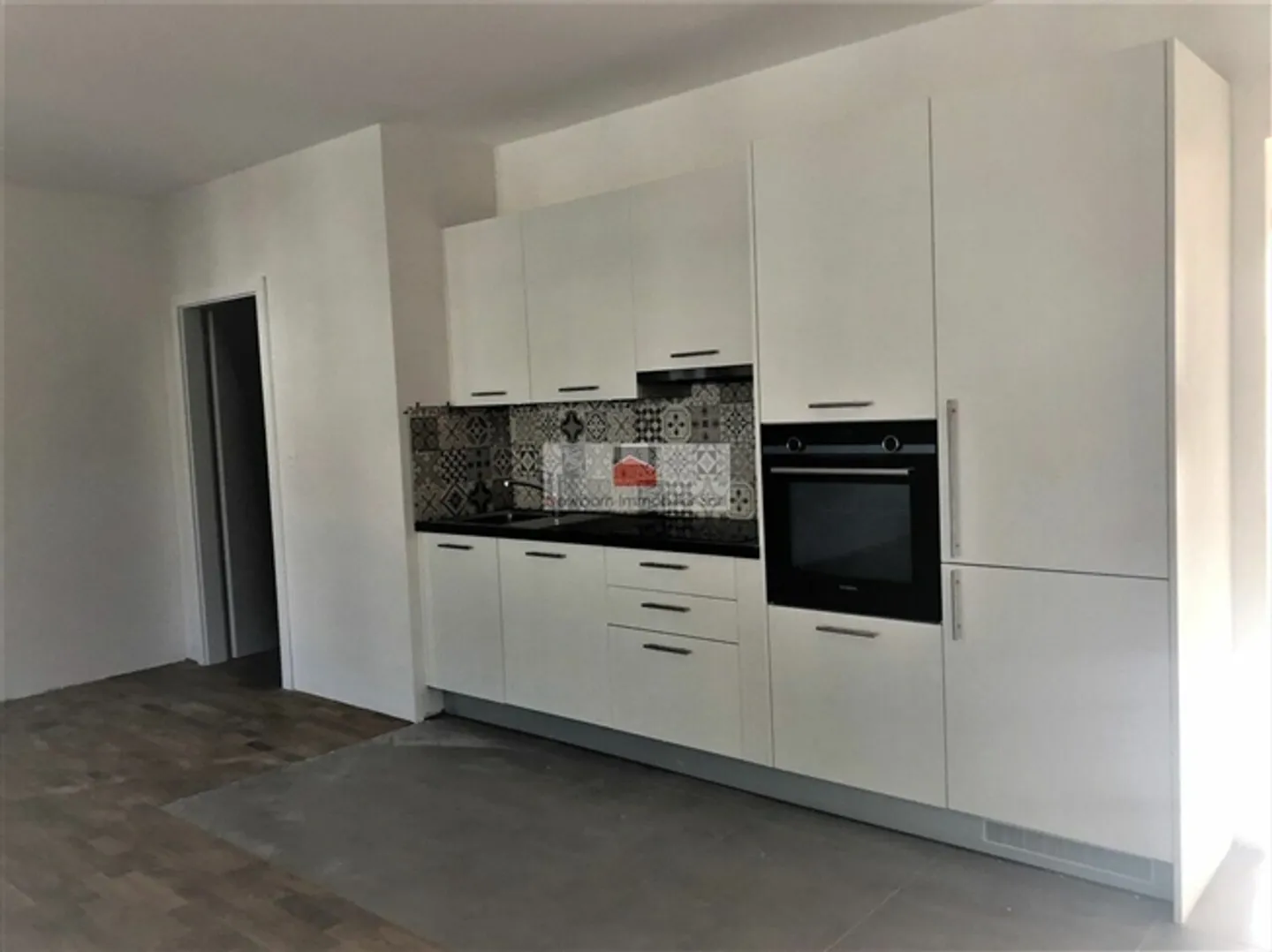 Charmante 2,5-Zimmer-Wohnung in Vallorbe - Foto 1 von 6