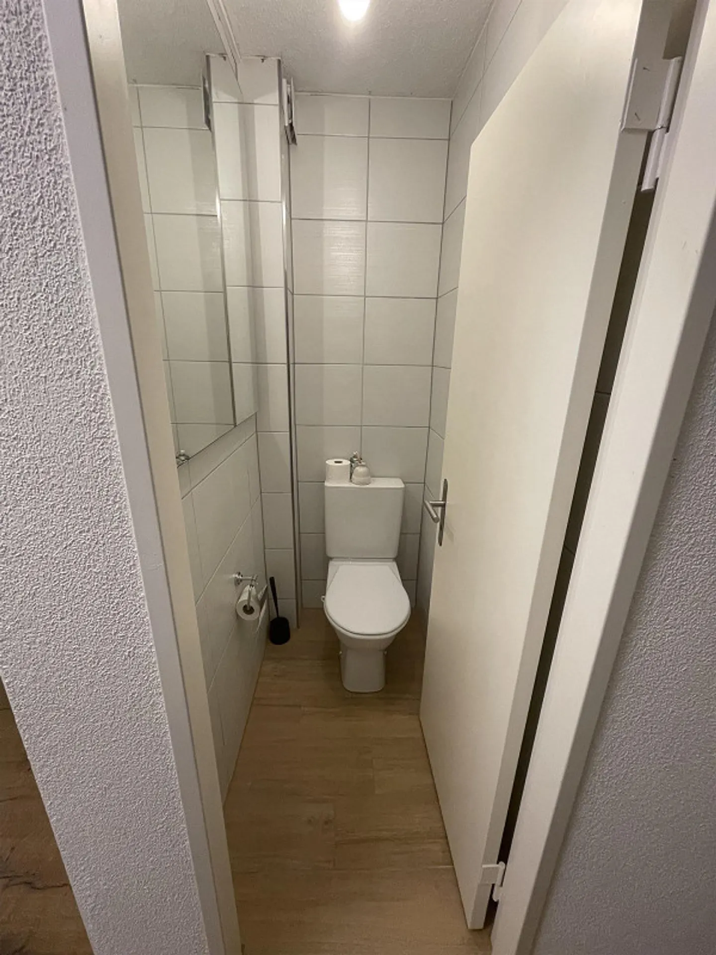 Modernes Apartment mit Balkon - Foto 10 von 11
