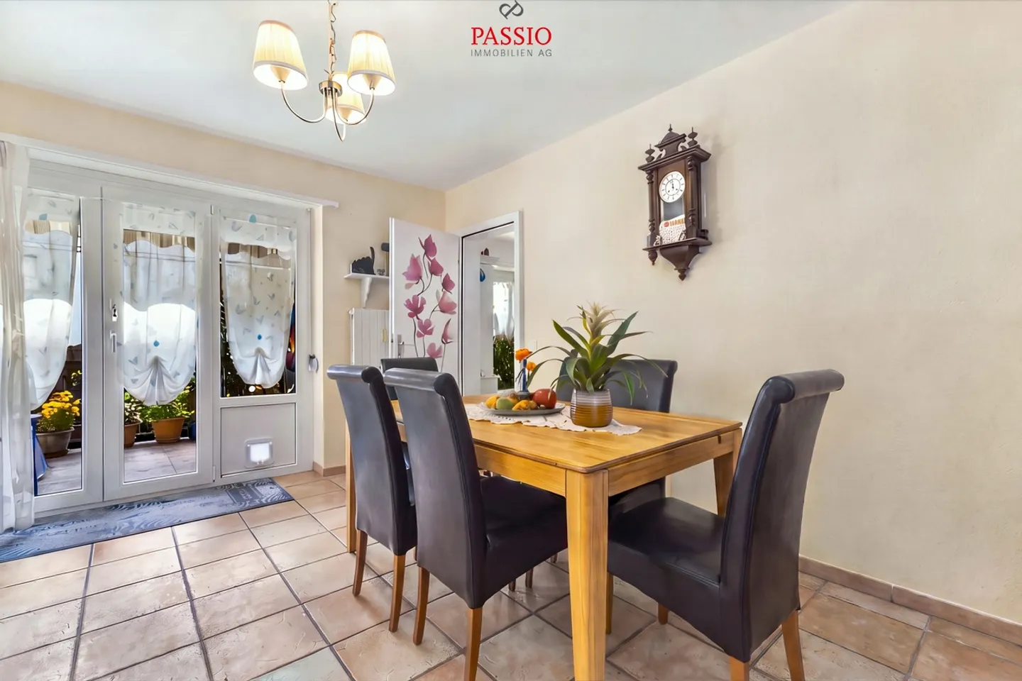 Charmant appartement 4 pièces à Biel - Photo 6 sur 25