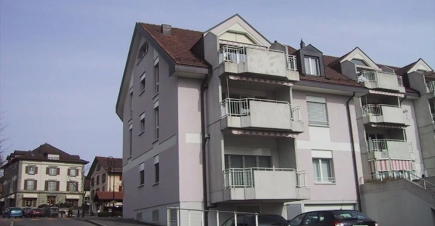 Mischgenutztes Gebäude mieten - Foto 2 von 2