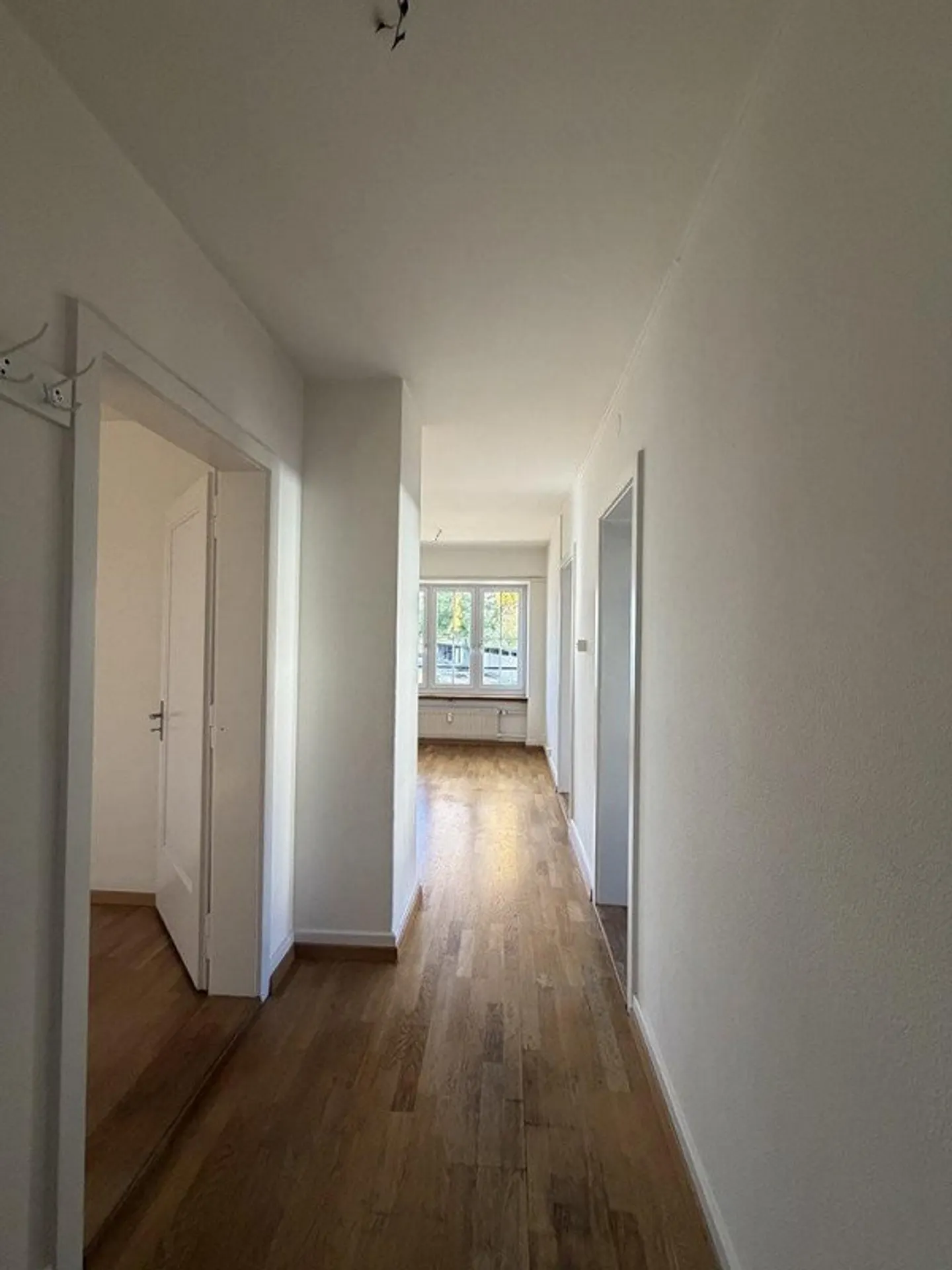 Appartement lumineux de 3,5 pièces avec balcon vitré à Liebefeld - Photo 9 sur 10