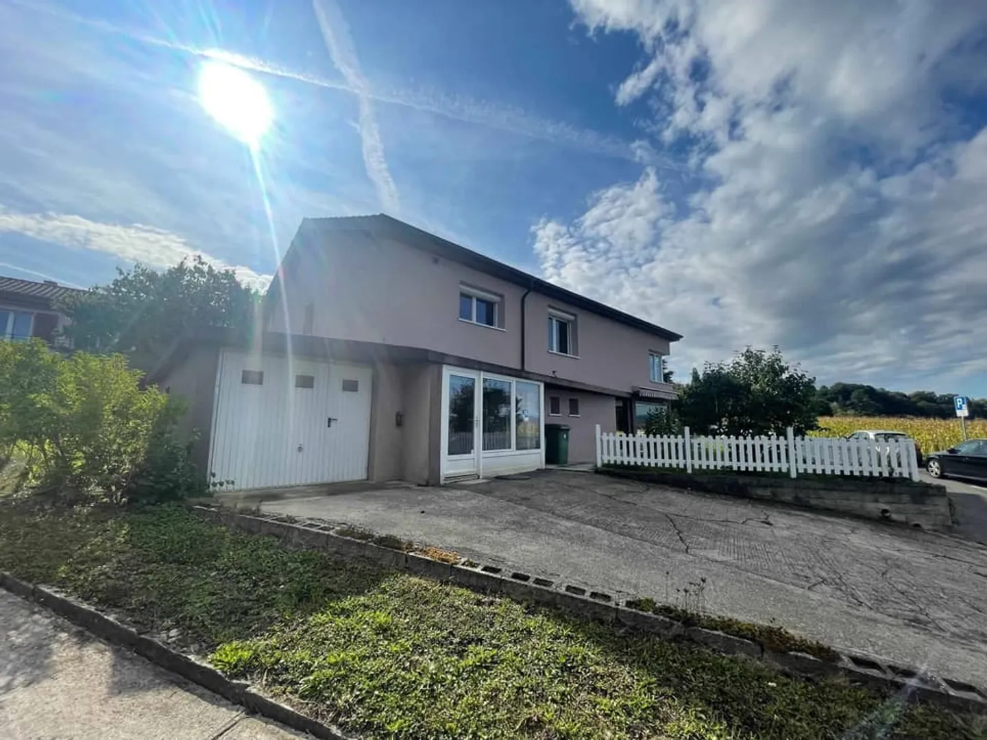 YVERDON-LES-BAINS - MAGNIFICENT VILLA NEAR THE CITY CENTER - Photo 9 of 9