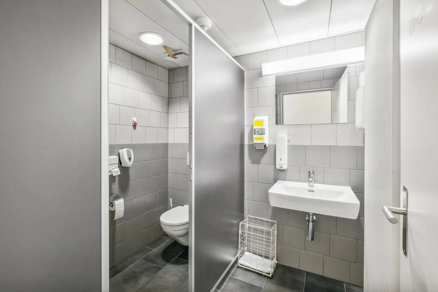 Espace Commercial avec Quai - Photo 7 sur 12