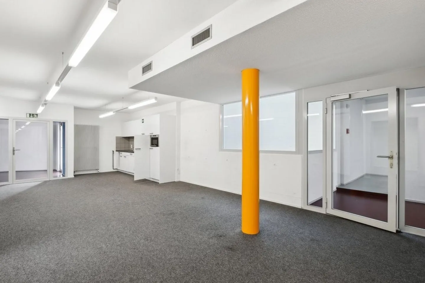 Espace Commercial avec Quai - Photo 8 sur 12