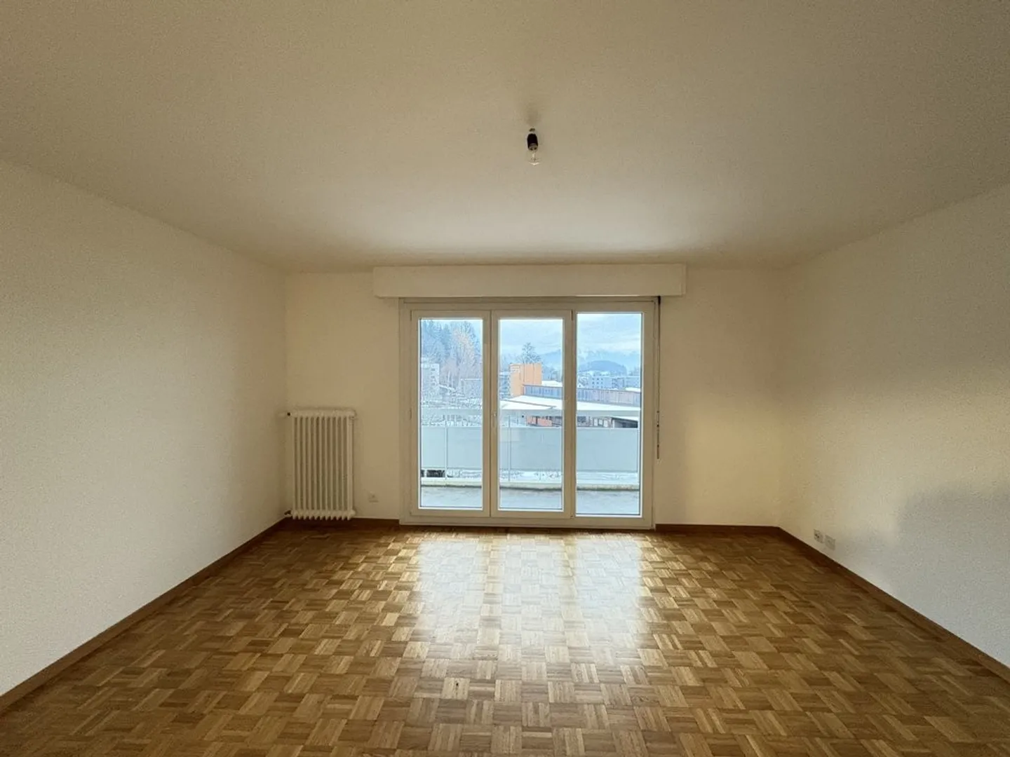 Appartement 3.5 pièces à CHF 1'600.-/mois charges comprises - Photo 3 sur 8