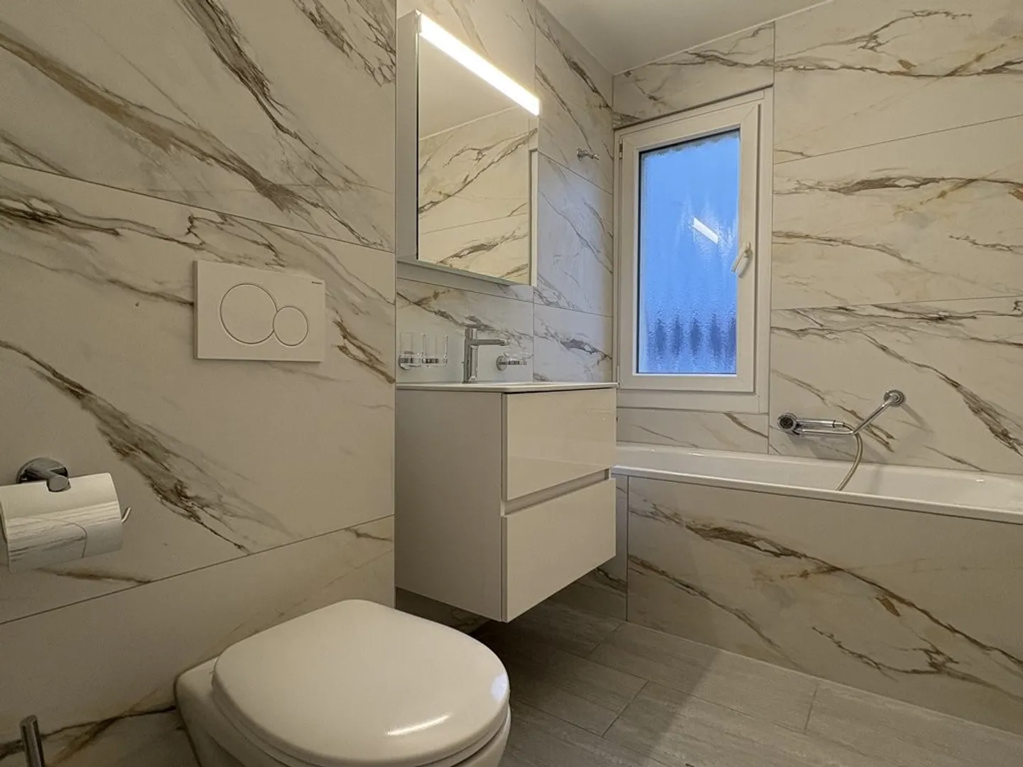 Appartement 3.5 pièces à CHF 1'600.-/mois charges comprises - Photo 4 sur 8