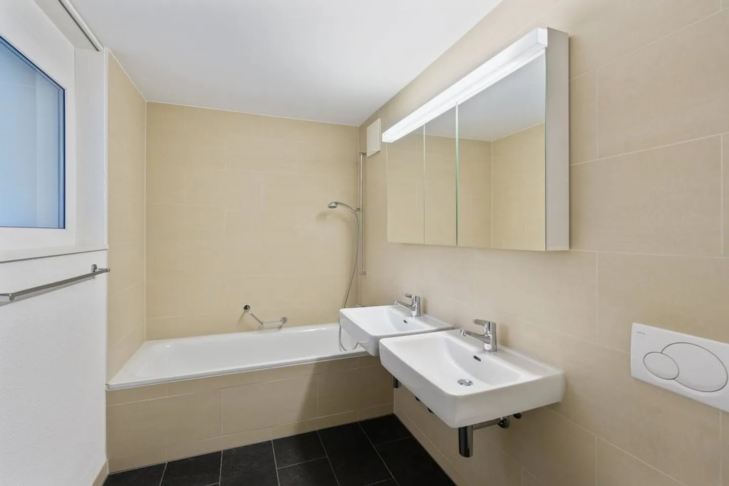 Appartement moderne en zone familiale - Photo 8 sur 11