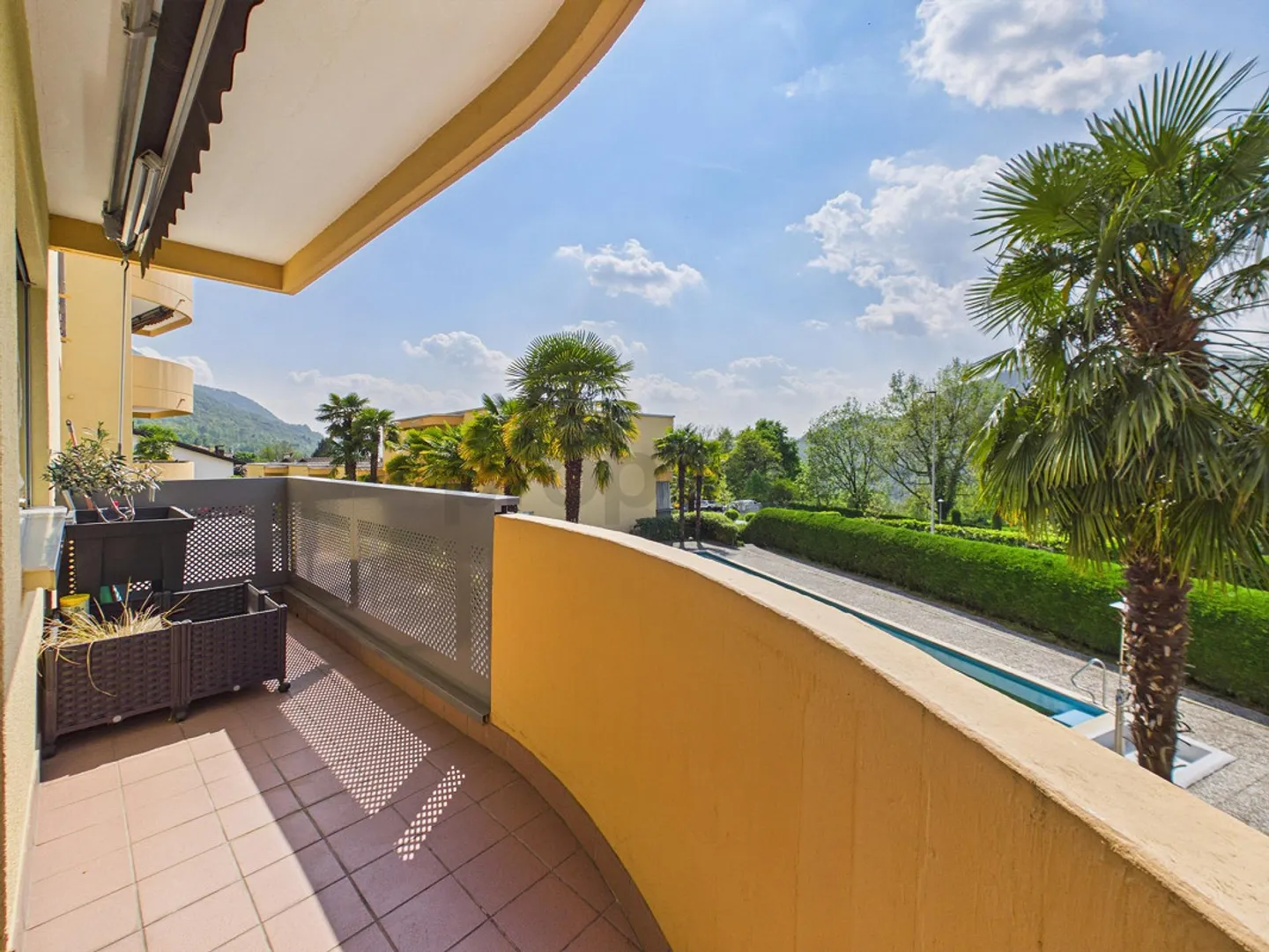 Appartement exclusif 4.5 pièces avec piscine commune (2ème rés... - Photo 6 sur 14