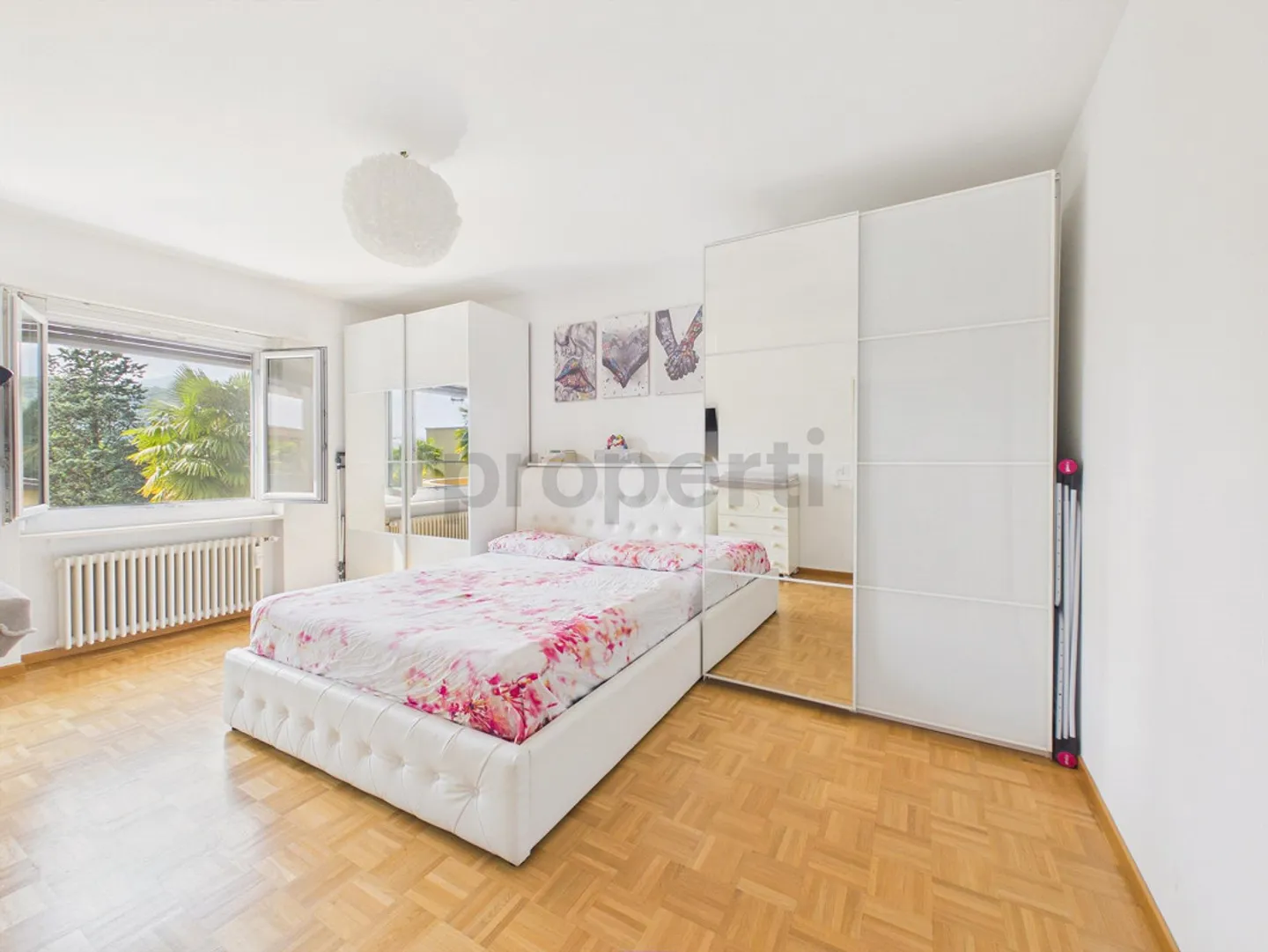 Appartement exclusif 4.5 pièces avec piscine commune (2ème rés... - Photo 8 sur 14