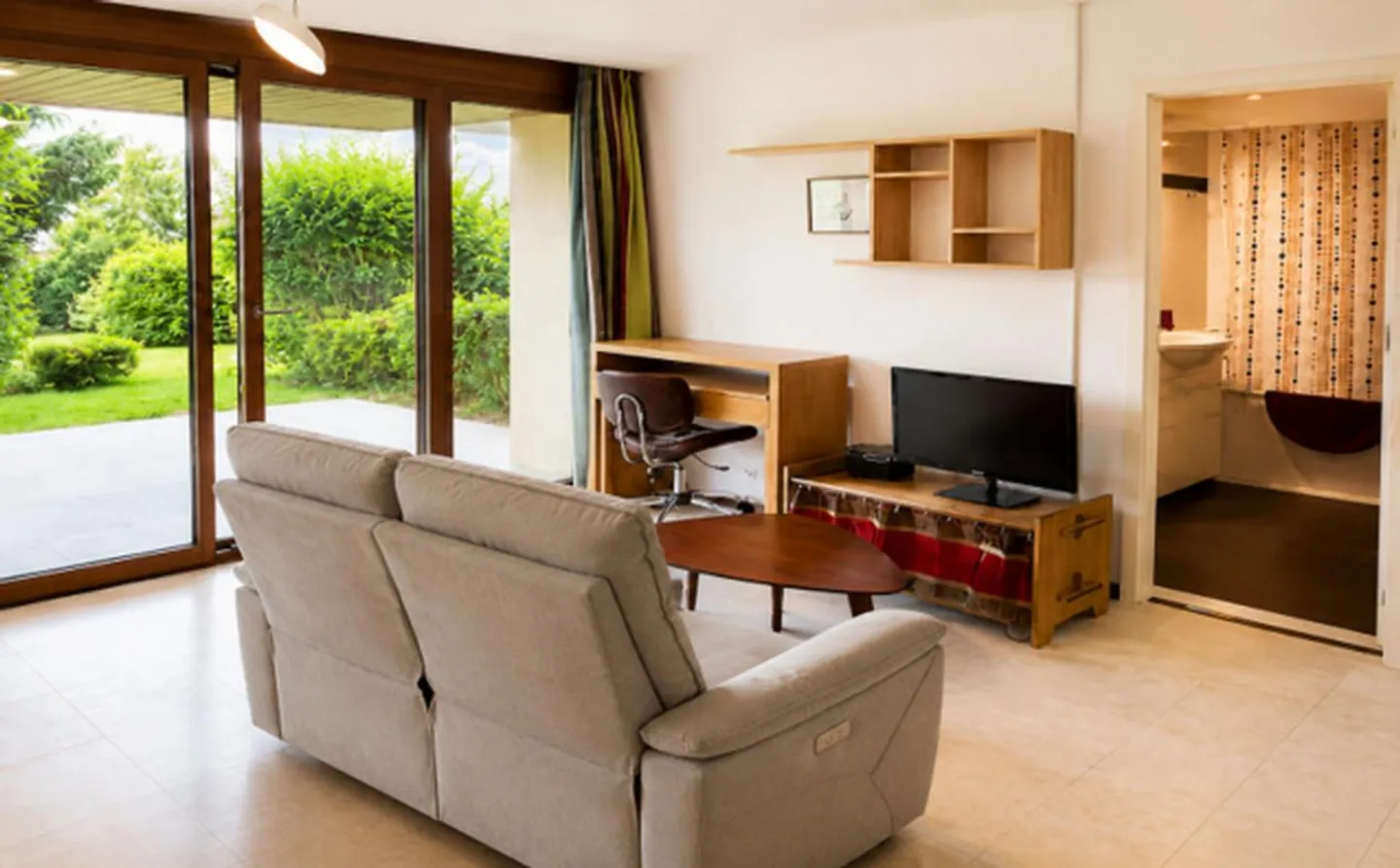 Appartement à louer - Photo 3 sur 9