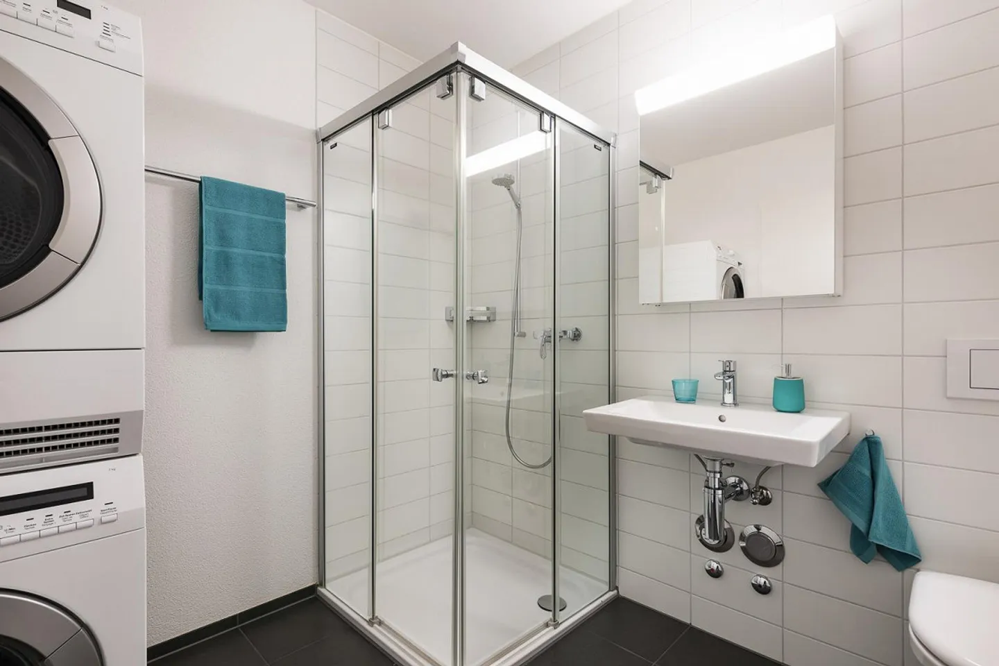 Modern and Quiet Living? Here it is possible! - Photo 5 of 9