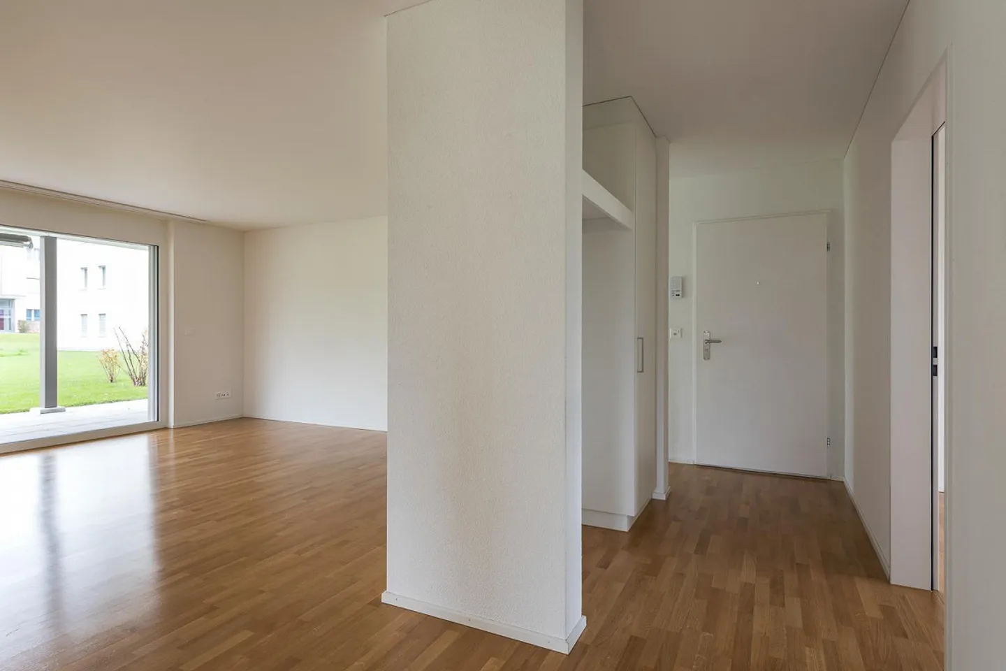 Modern and Quiet Living? Here it is possible! - Photo 8 of 9