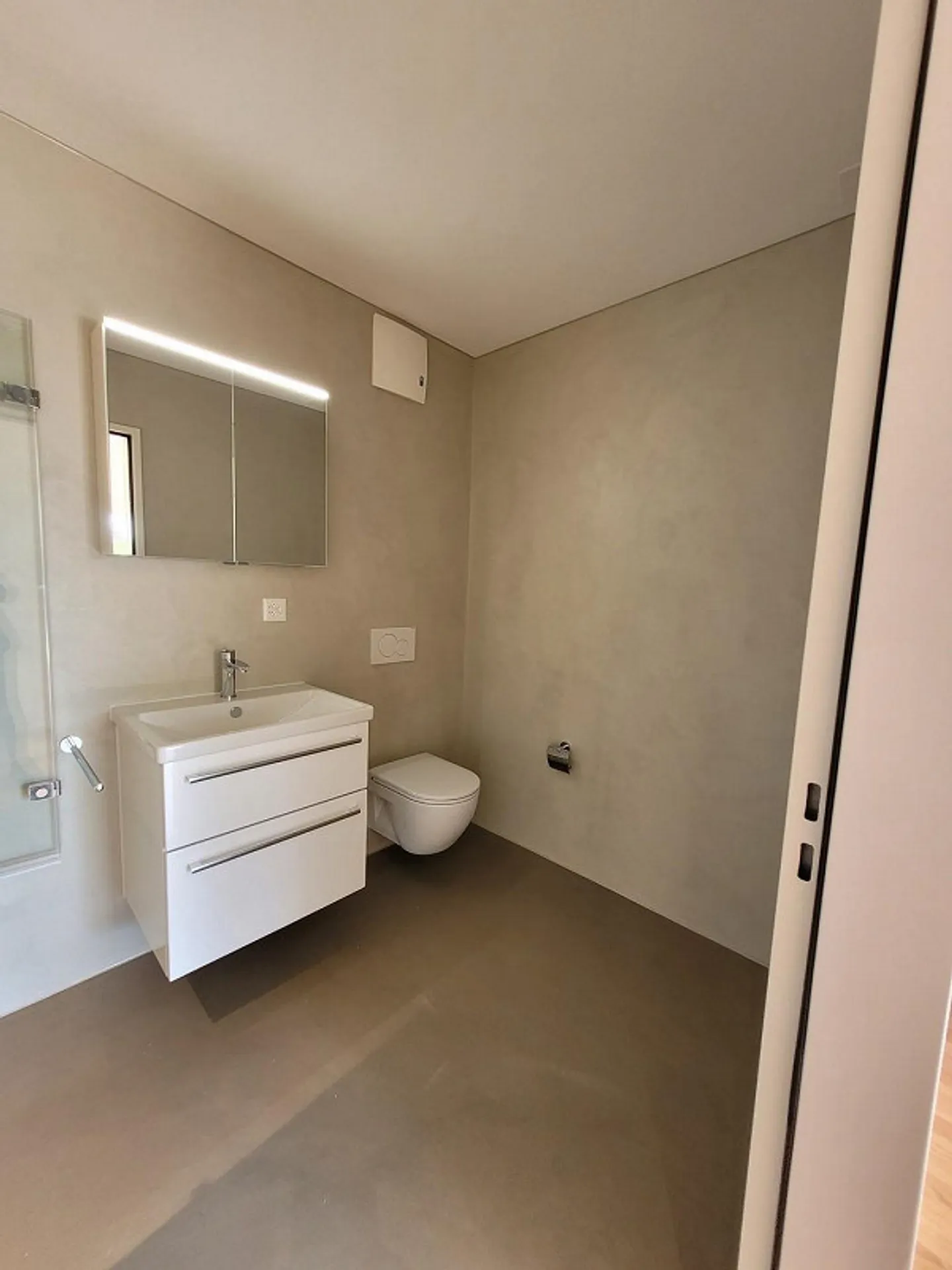 Appartement de 4.5 pièces avec vue sur le lac - Photo 9 sur 11