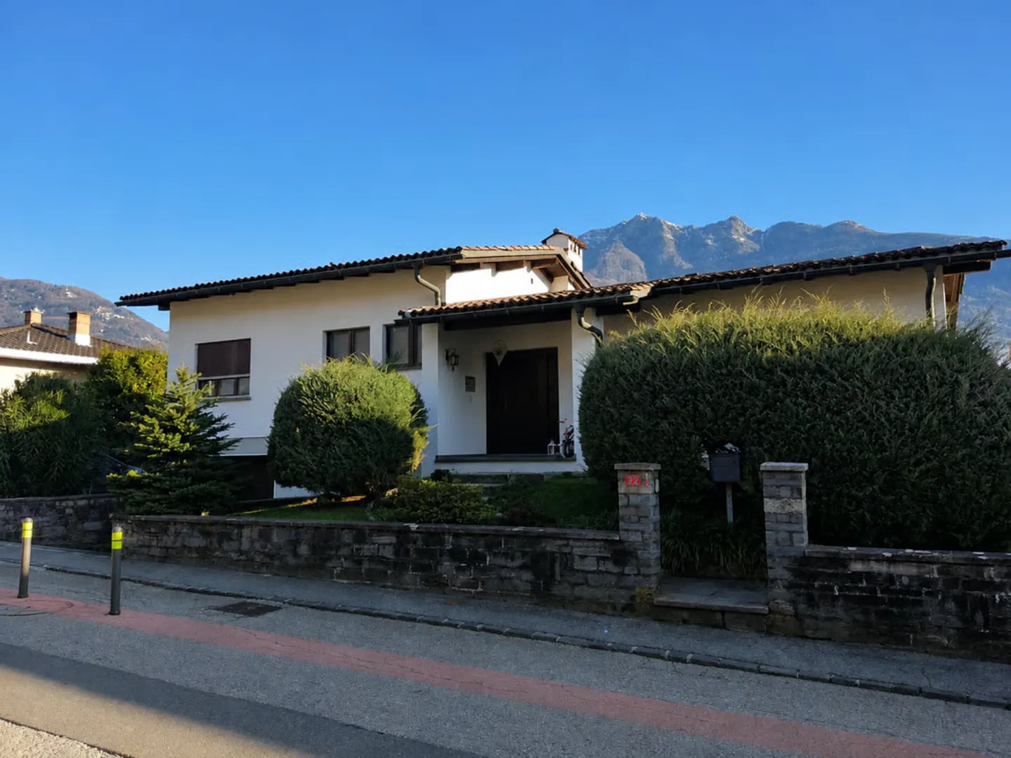 Charmantes renoviertes Einfamilienhaus mit privatem Garten - Foto 10 von 12