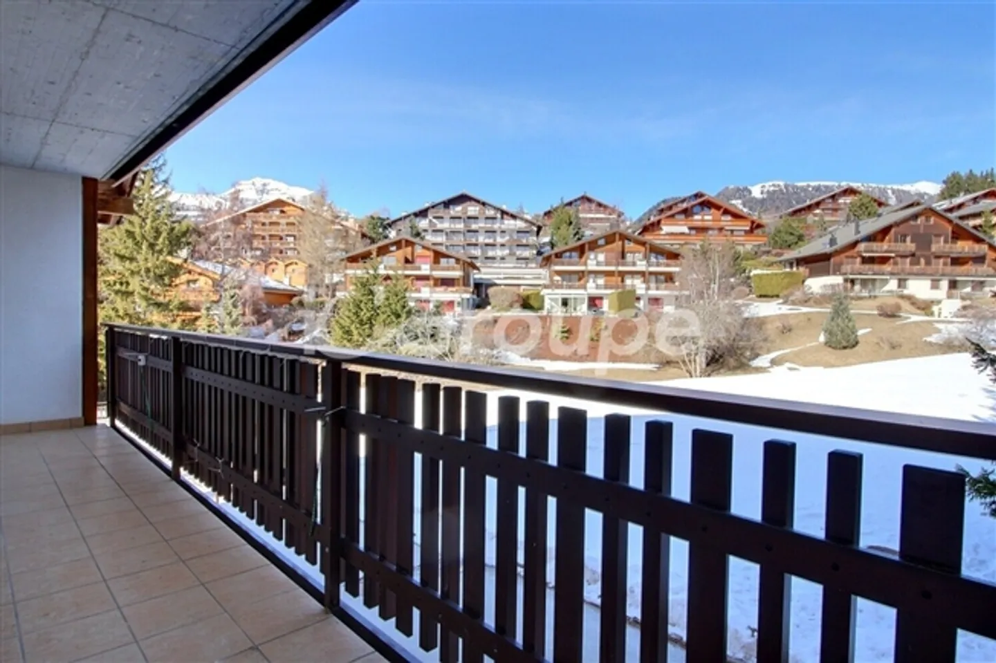 Completely renovated studio in Crans-Montana. - Photo 7 of 10