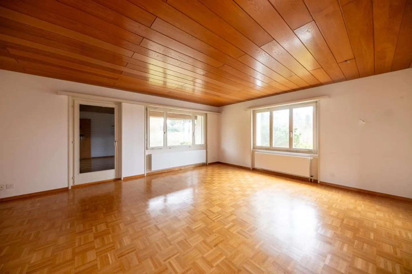 Propriété aménageable avec vue sur le lac - Photo 4 sur 6