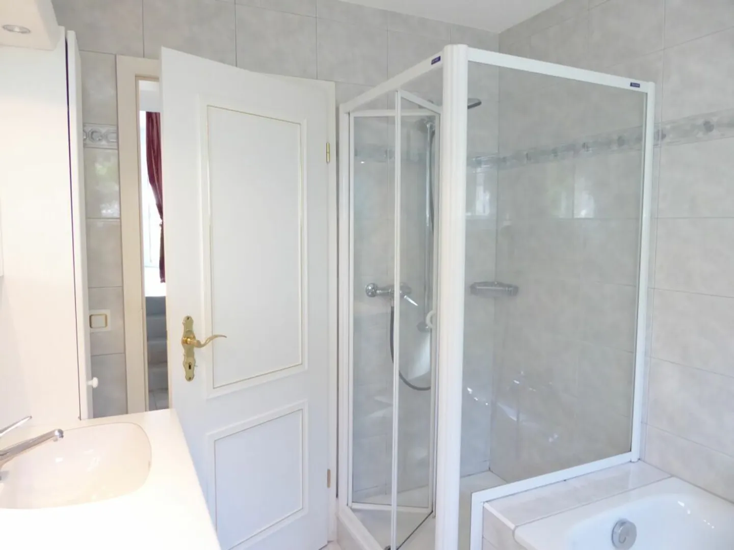 Maison individuelle de 5 1/2 pièces avec vue dégagée attrayante - Photo 14 sur 26