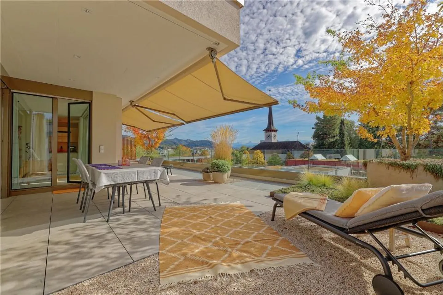 Appartamento attico 4½ locali quasi nuovo con una terrazza da sogno e Wei... - Foto 3 di 13