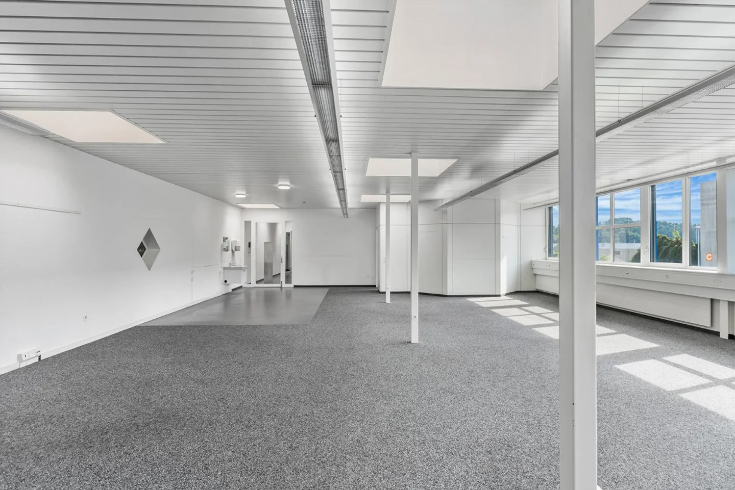 SOLUTIONPARK Gewerbe- und Büroräumlichkeiten zu vermieten - Foto 6 von 19