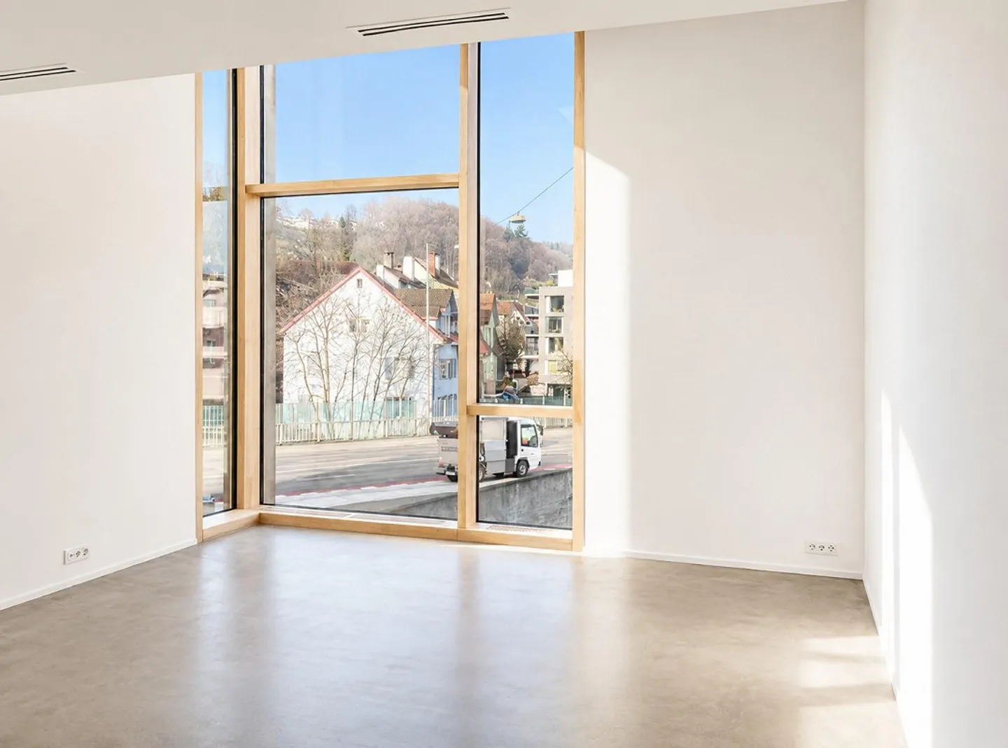 Appartement en duplex moderne de 2,5 pièces dans un emplacement central - idéal pour... - Photo 5 sur 7