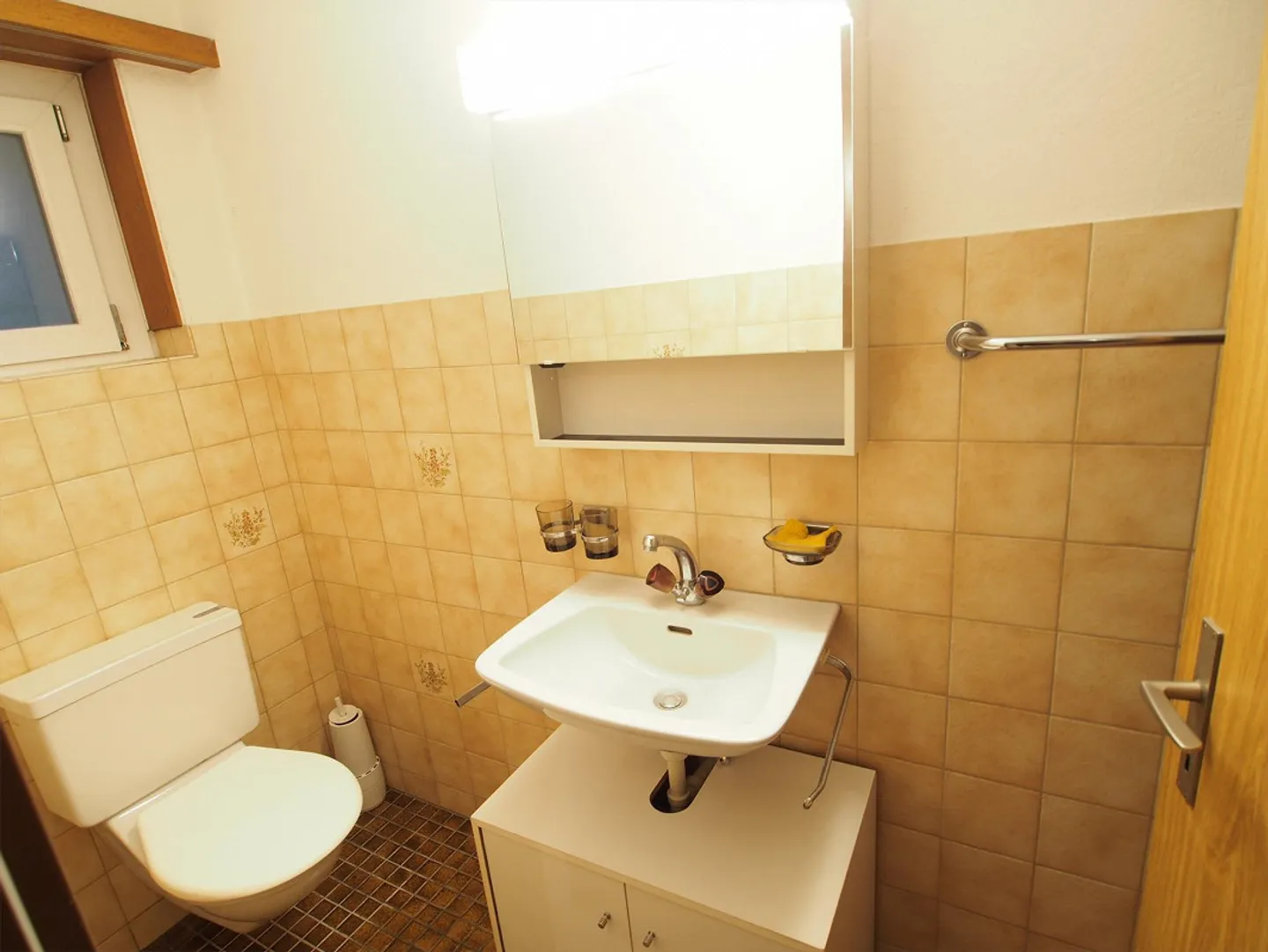 Teilmöbliertes 1-Zimmer-Studio in Felsberg - Foto 4 von 6