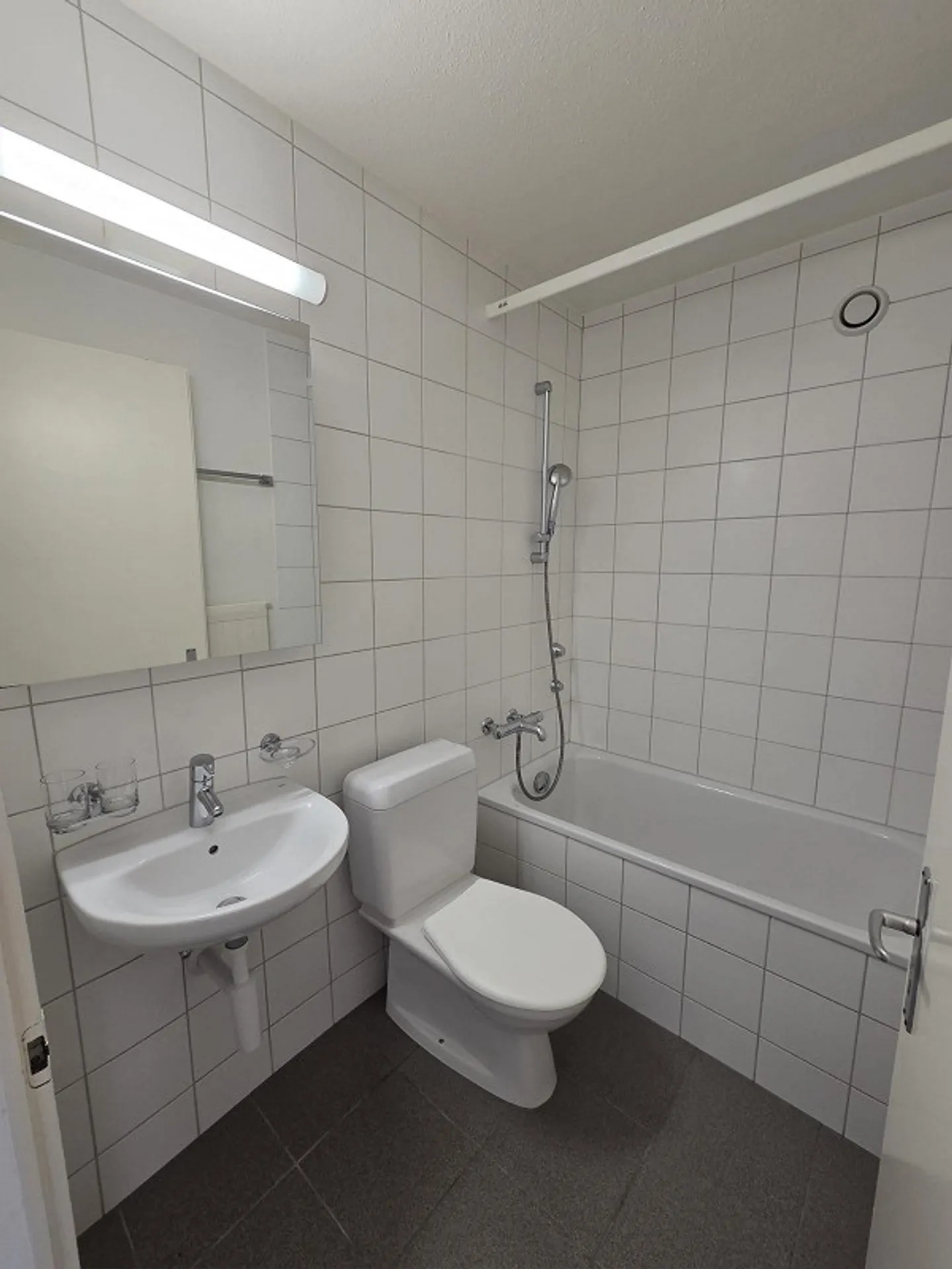 Appartement simple confortable à louer - Photo 5 sur 5