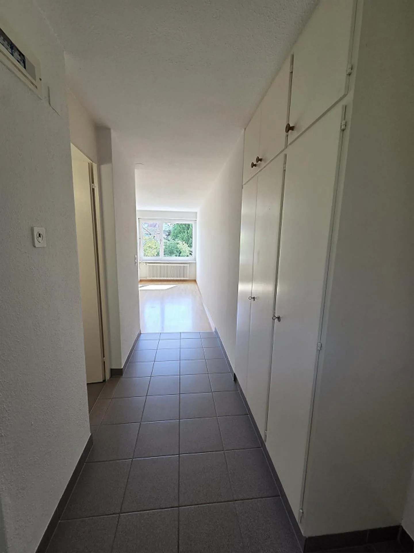 Appartement simple confortable à louer - Photo 3 sur 5