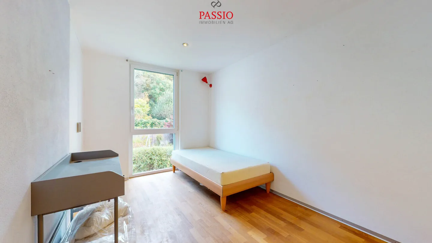 Maison jumelée de 6,5 pièces avec jardin et 2 pièces de loisirs chauffées - Photo 14 sur 27