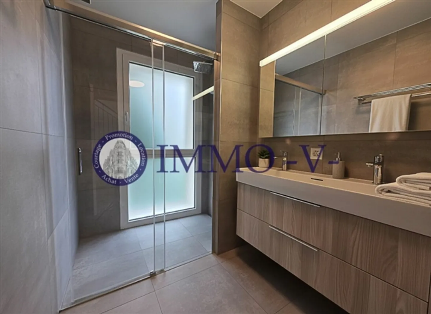 Stilvolle Villa mit Seeblick - Foto 7 von 10