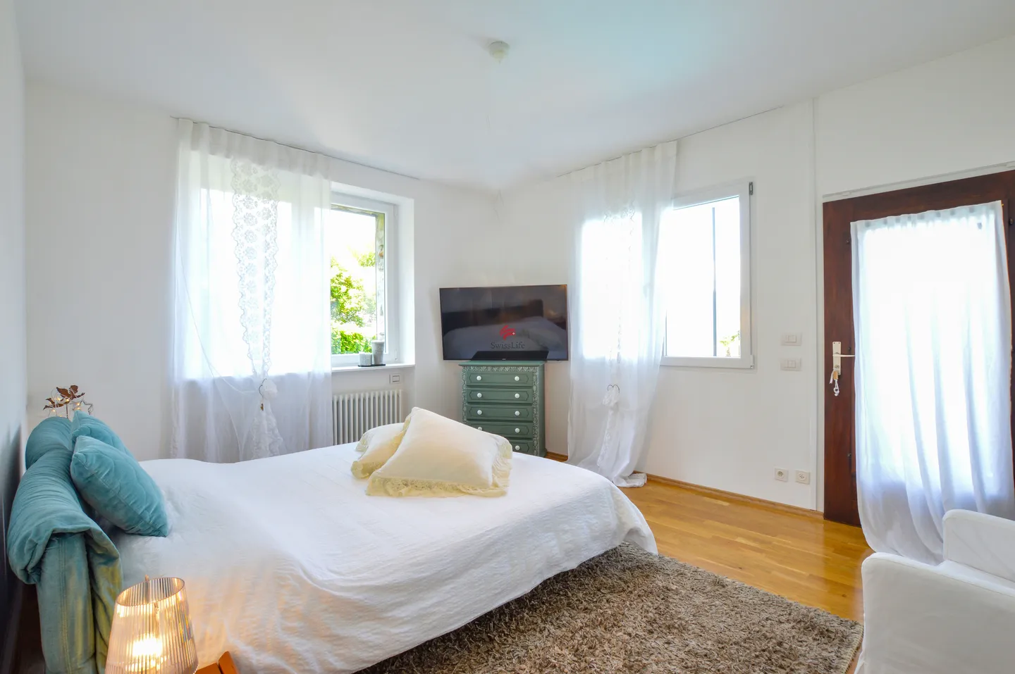 Sentitevi subito a casa con vista lago e piscina! - Foto 7 di 12