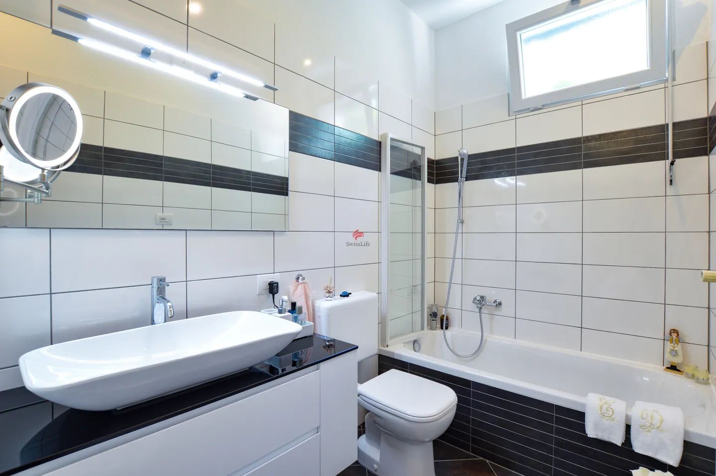 Sentitevi subito a casa con vista lago e piscina! - Foto 8 di 12