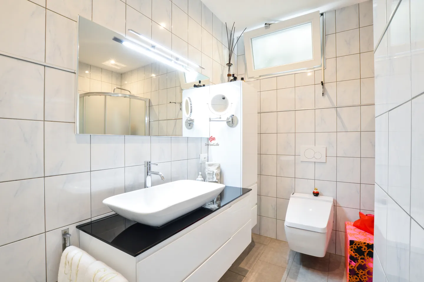Sentitevi subito a casa con vista lago e piscina! - Foto 9 di 12