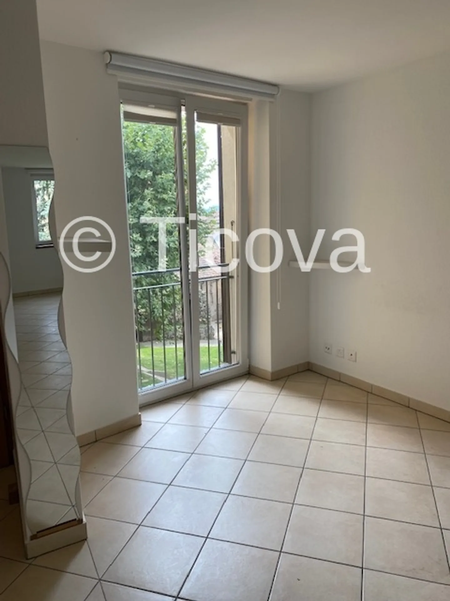 Appartamento 2.5 locali affascinante - Foto 2 di 4