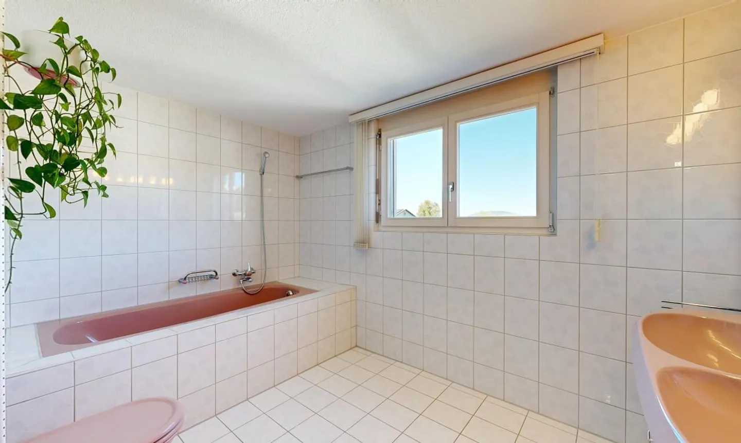 Sonniges Duplex mit traumhafter Aussicht - Foto 9 von 11