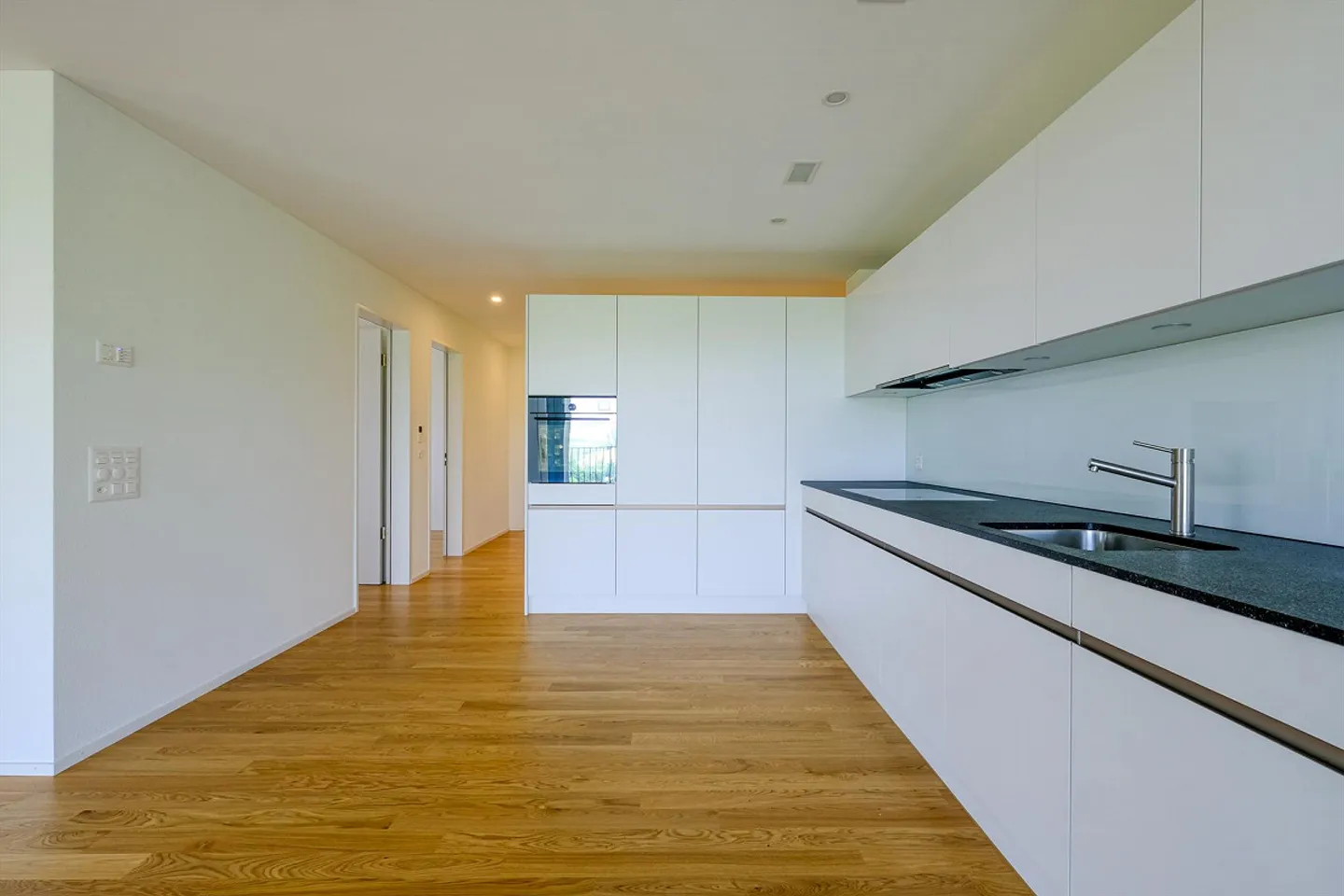 Your dream home with a view - Photo 3 of 7