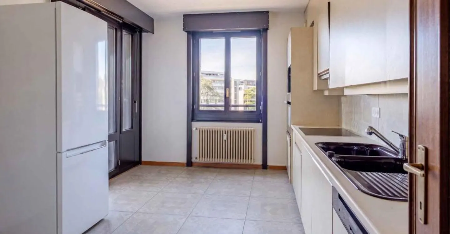Appartement élégant avec vue - Photo 4 sur 9