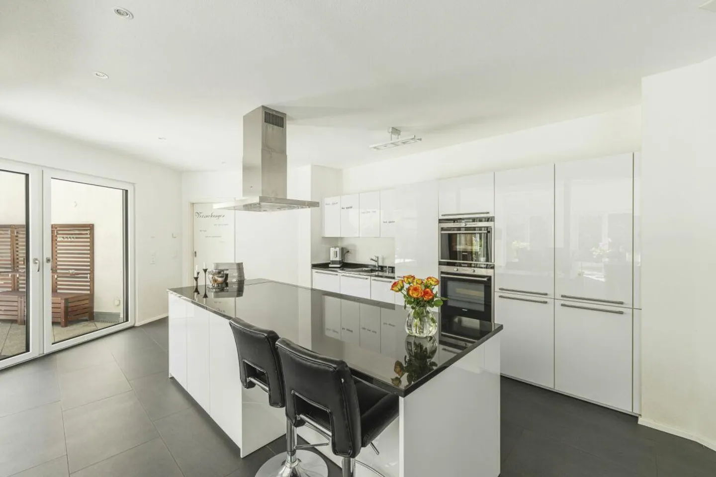 Charming Family Home in Osterfingen - Photo 14 of 29