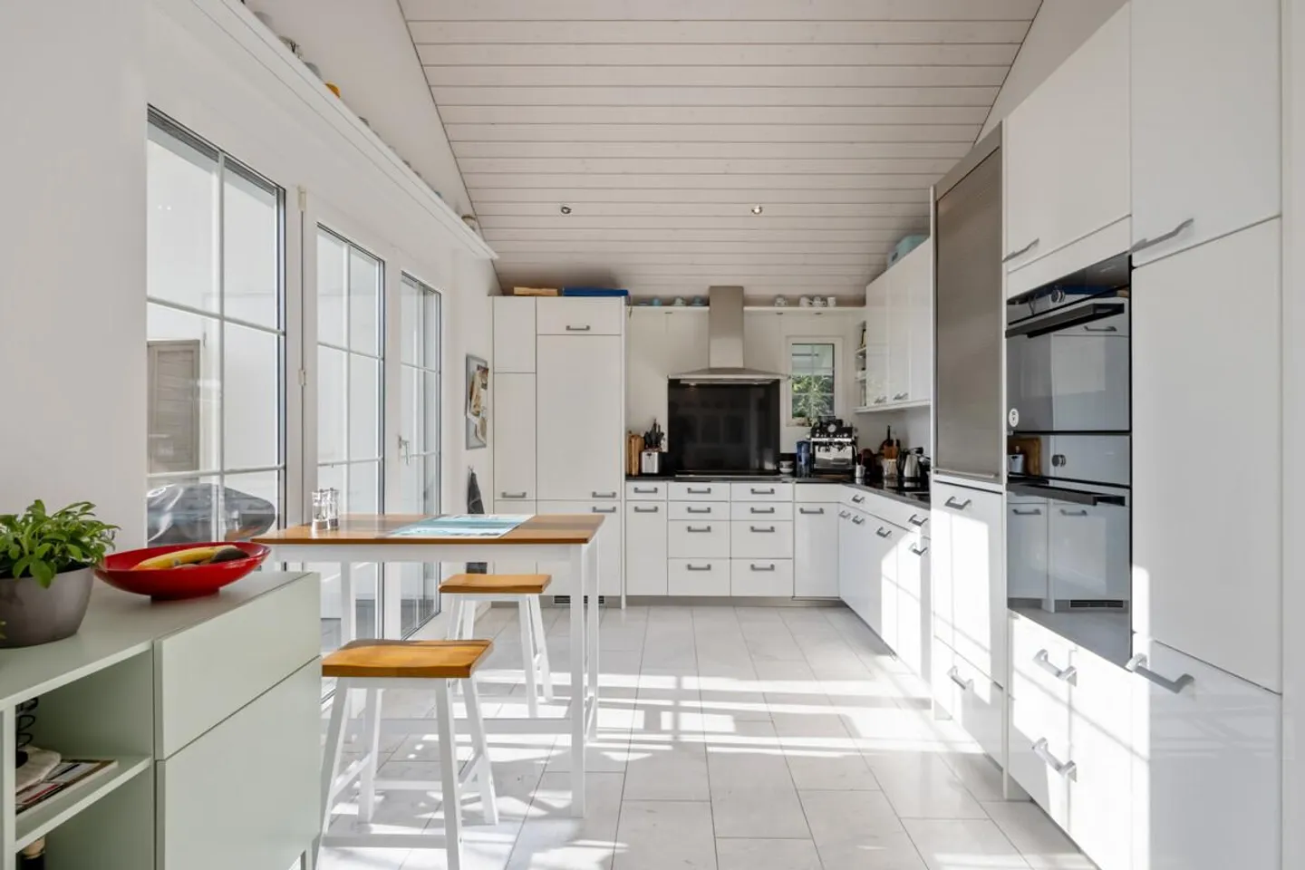 4.5-room maisonette apartment in Uetikon am See with lake view - Photo 4 of 9