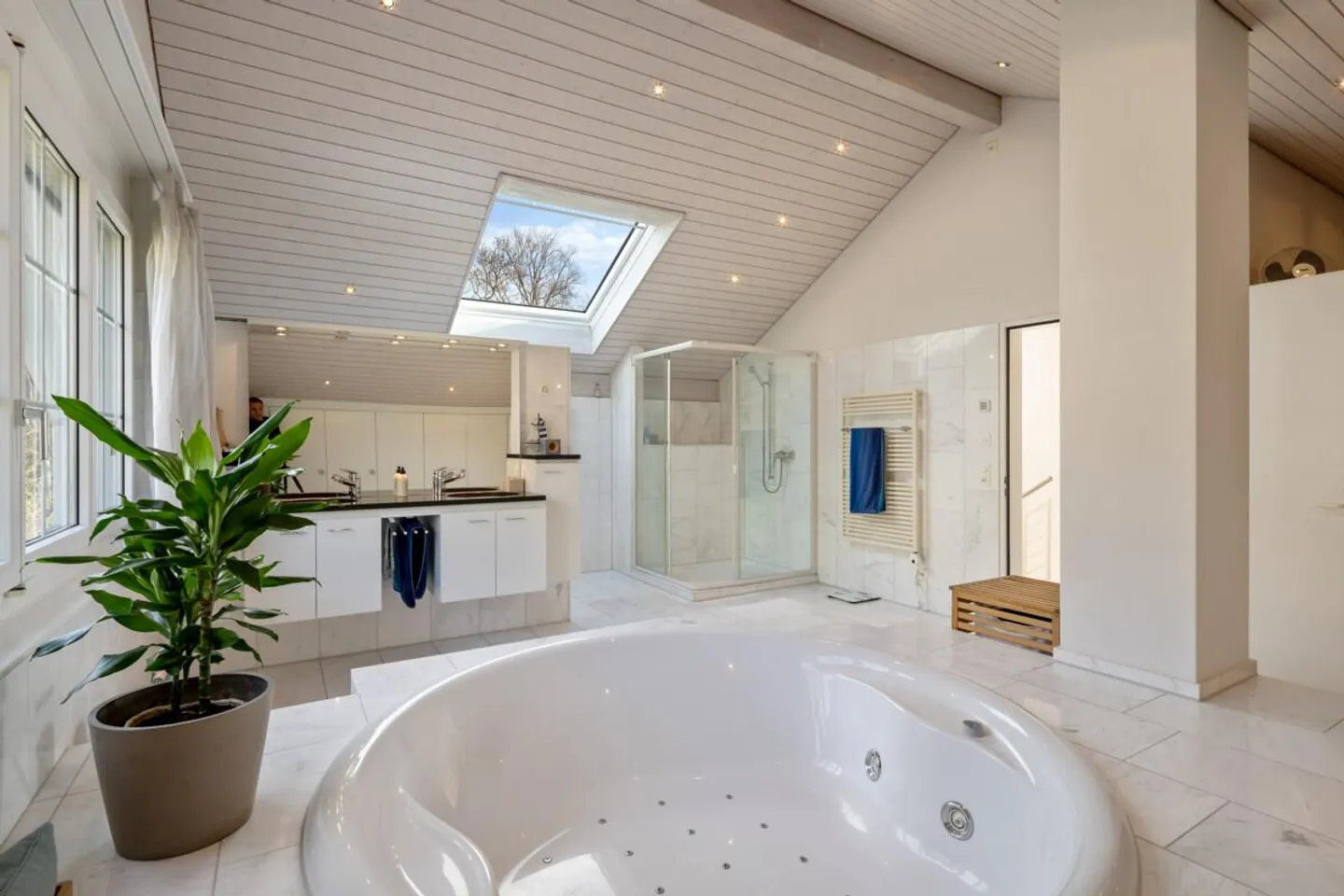 4.5-room maisonette apartment in Uetikon am See with lake view - Photo 6 of 9