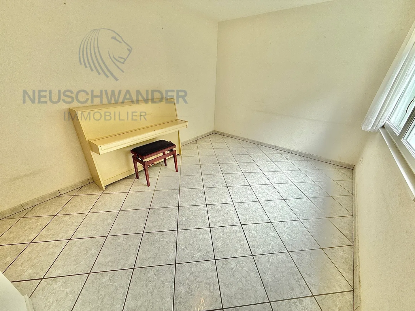 Location-vente située dans un quartier - Photo 11 sur 31