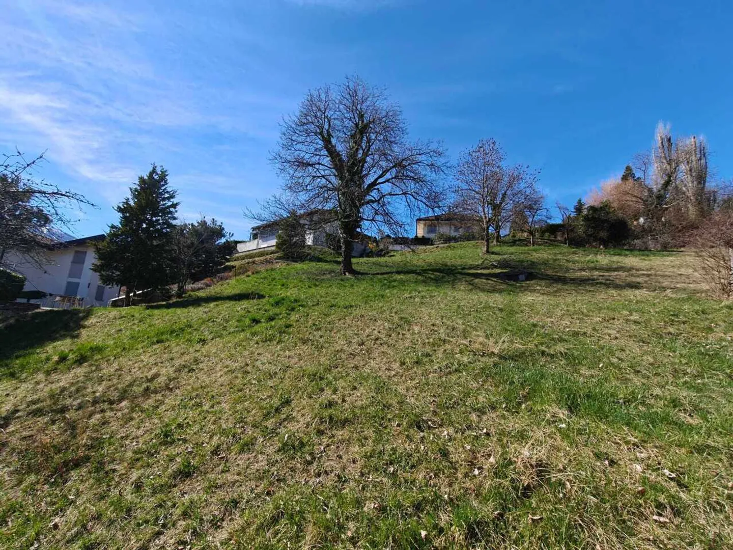 Idyllic plot with building potential and mountain view - Photo 1 of 5