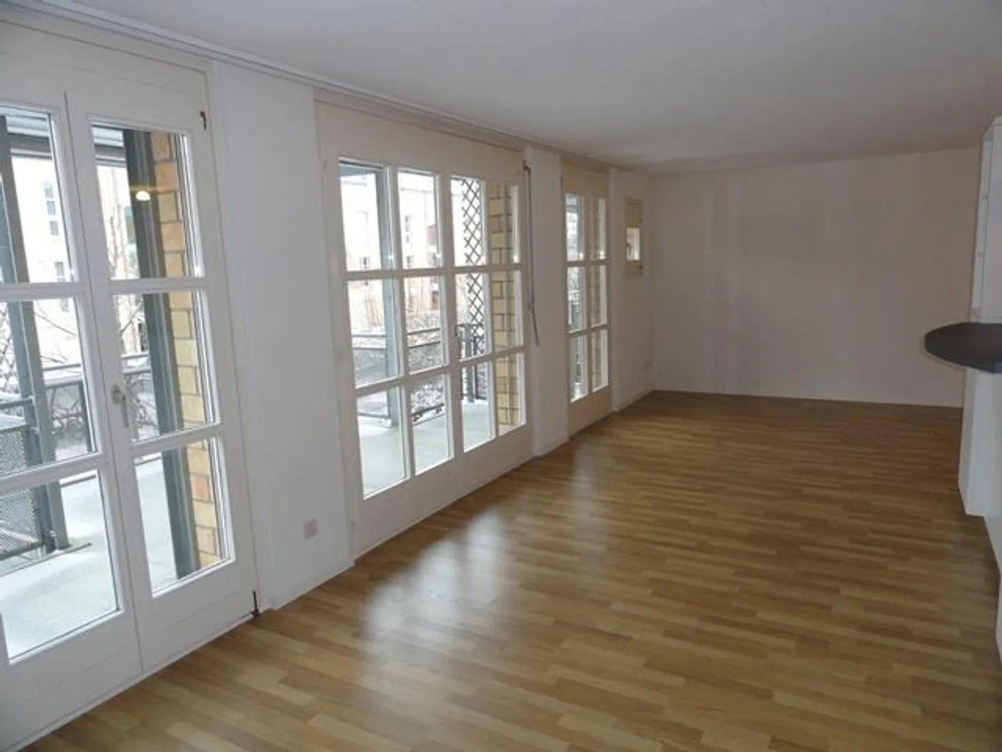 Settlement with a family sense awaits you! - Photo 2 of 6