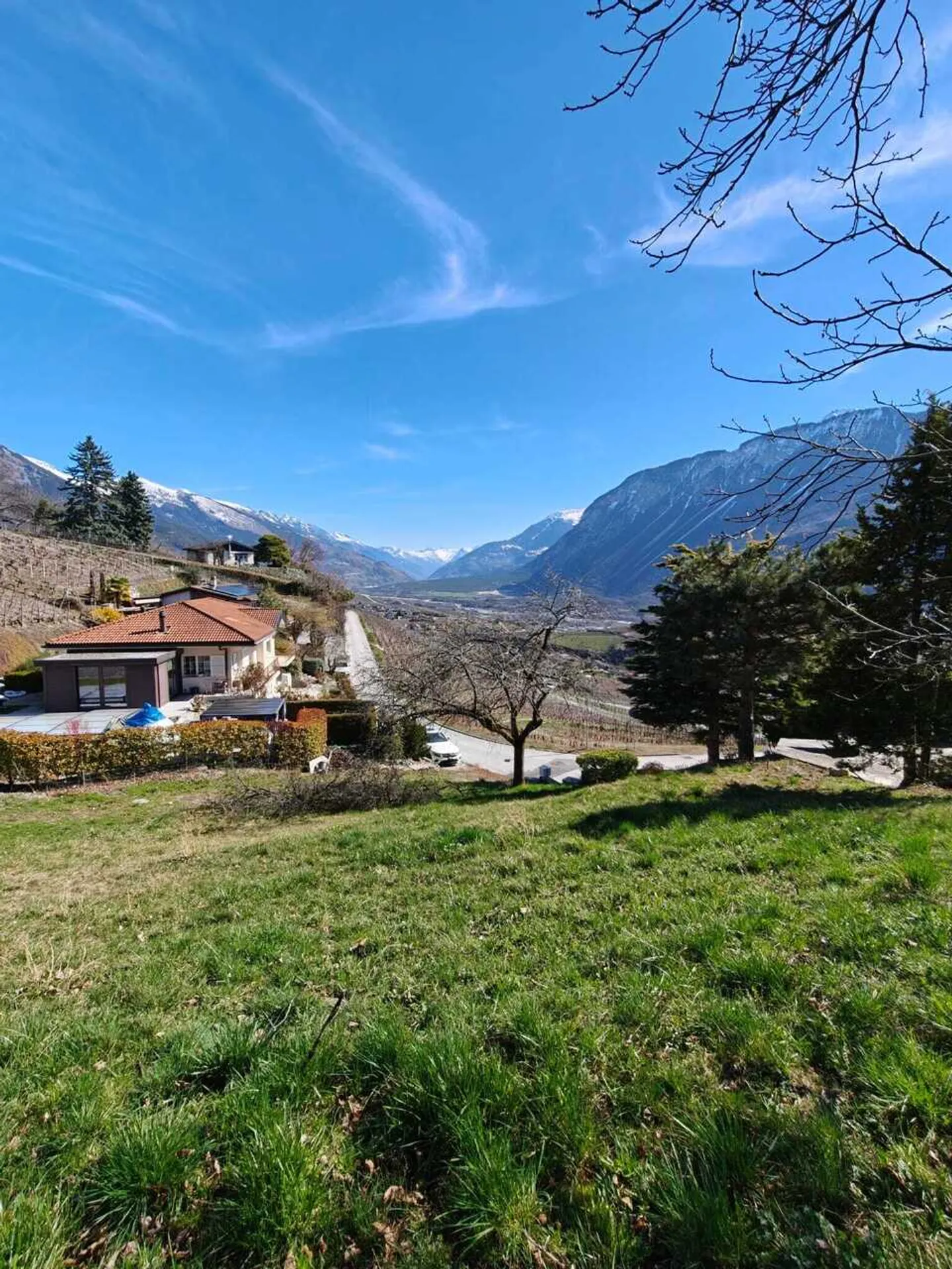 Idyllic plot with building potential and mountain view - Photo 4 of 5