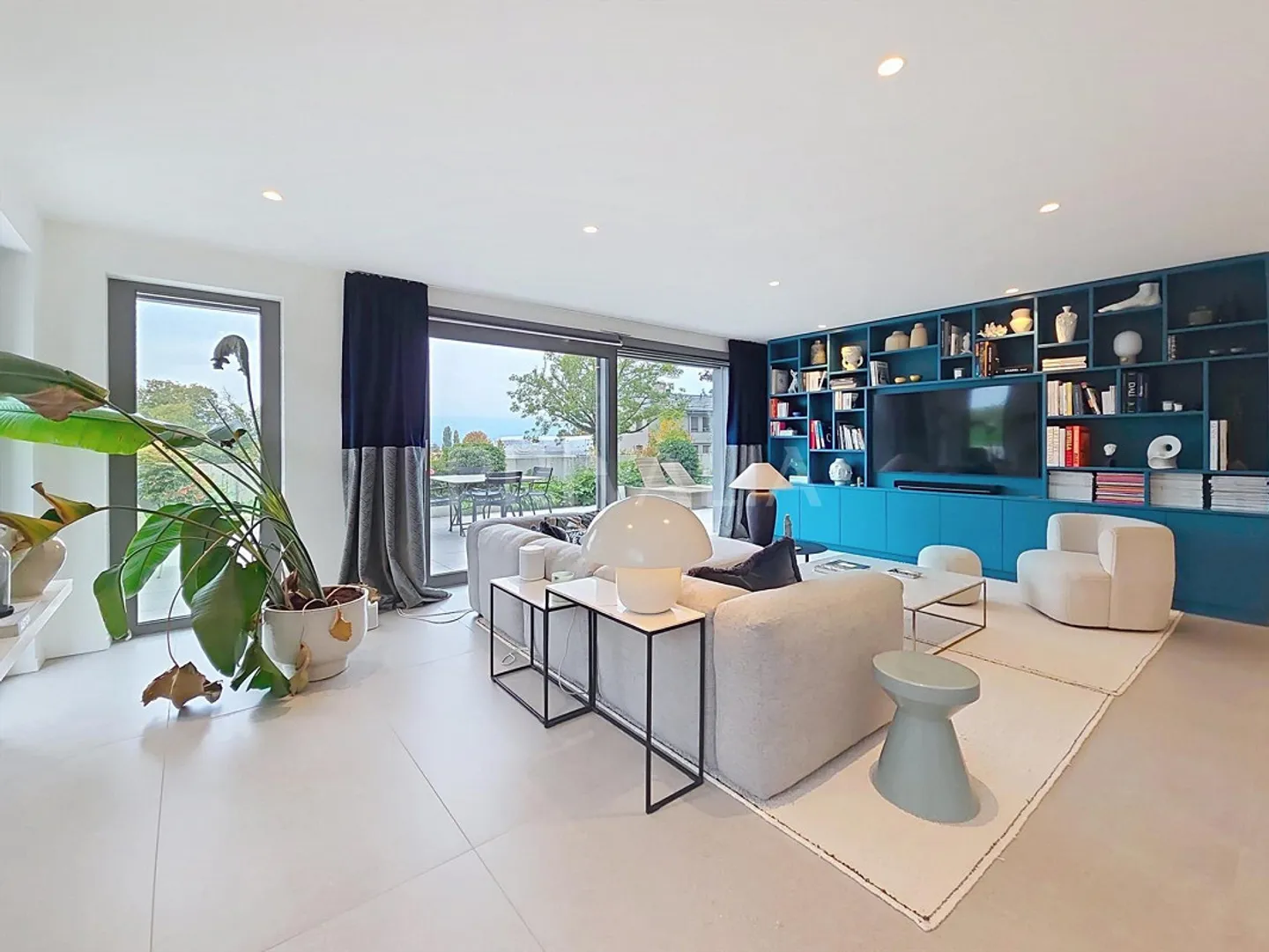 Wohnung mit 130 m2 Terrasse in einer zeitgenössischen Residenz - Foto 3 von 13