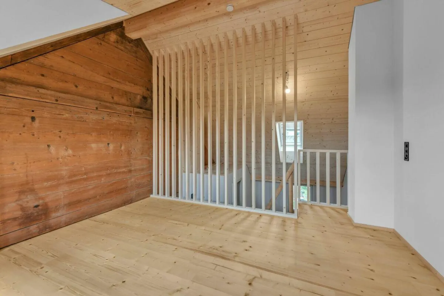 Move in and feel at home: Charming 3.5-room house part, completely renovated and ready to move in in Bazenheid - Photo 8 of 30