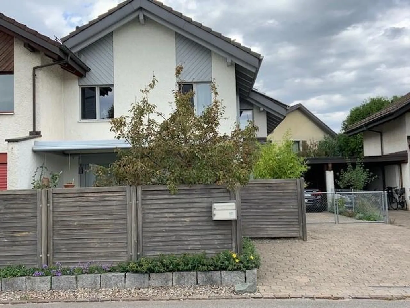 5.5-Room Semi-Detached Single-Family House in 5034 Suhr, Feld Quarter - Photo 1 of 6