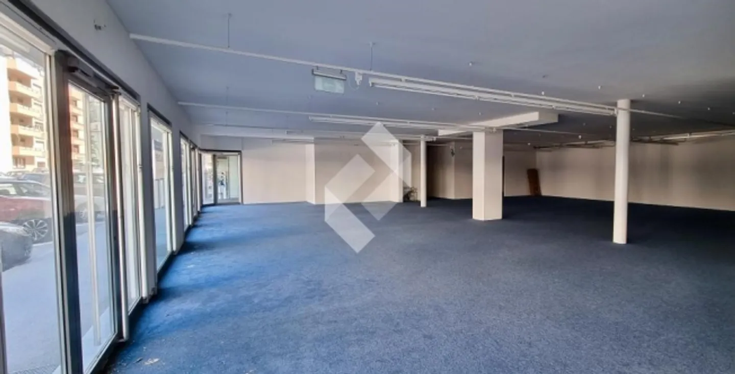 Commercial Space in the City of Sierre - Photo 1 of 5