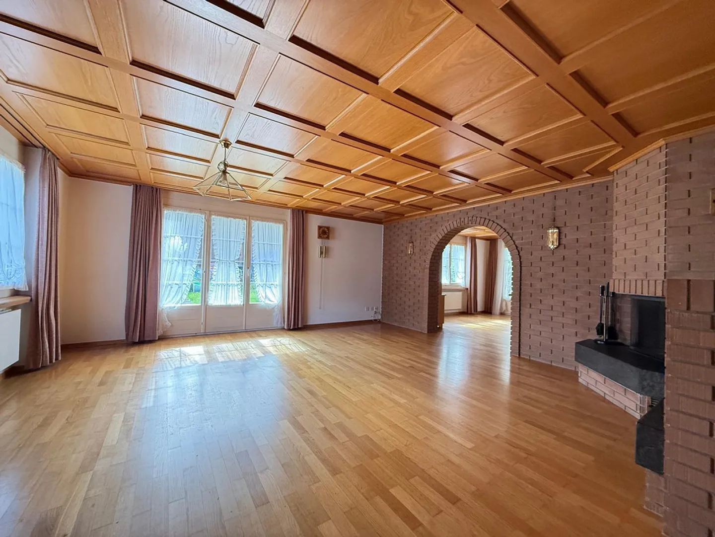 Charmante maison individuelle de 5½ pièces avec grand jardin à Altnau - Photo 2 sur 8