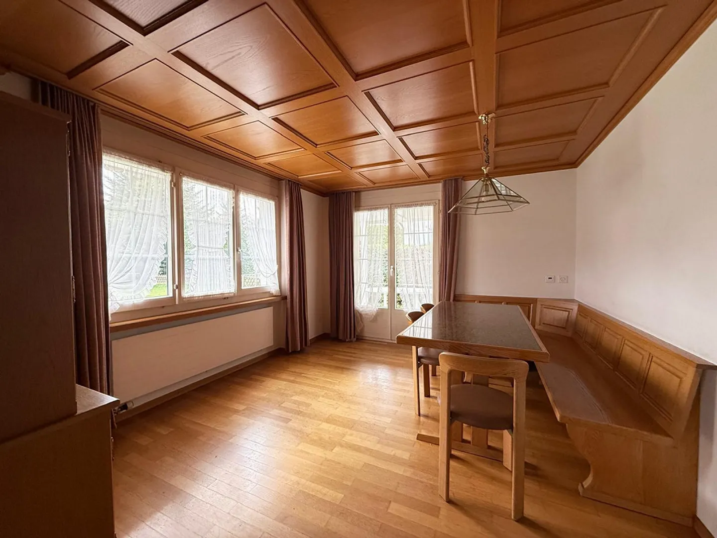 Charmante maison individuelle de 5½ pièces avec grand jardin à Altnau - Photo 3 sur 8